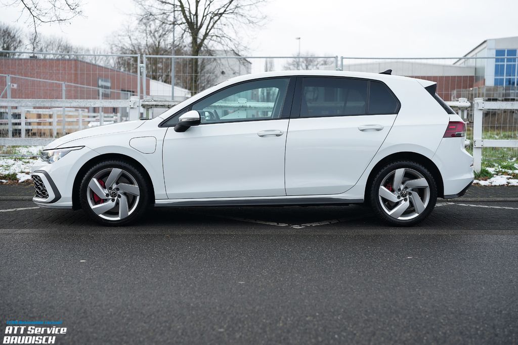 Volkswagen Golf 2021