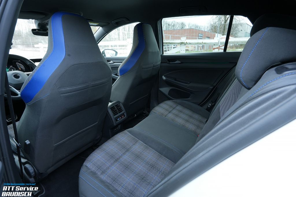 Volkswagen Golf 2021