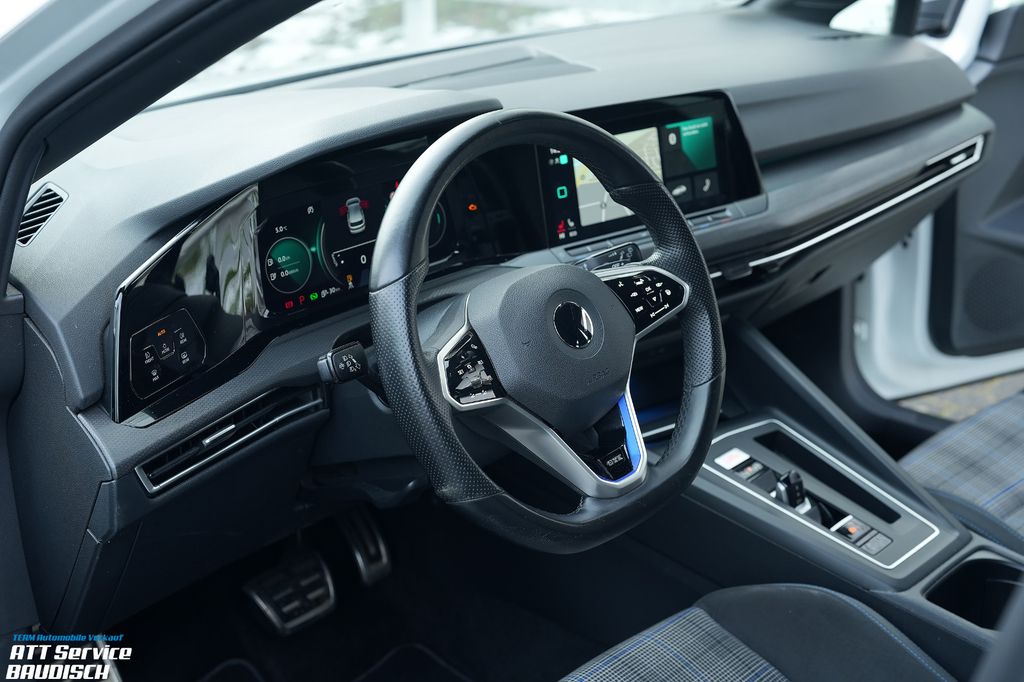 Volkswagen Golf 2021
