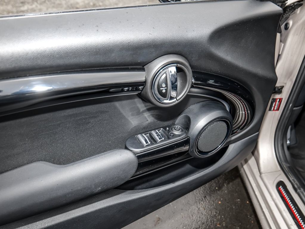 MINI Cooper Cabrio 2022