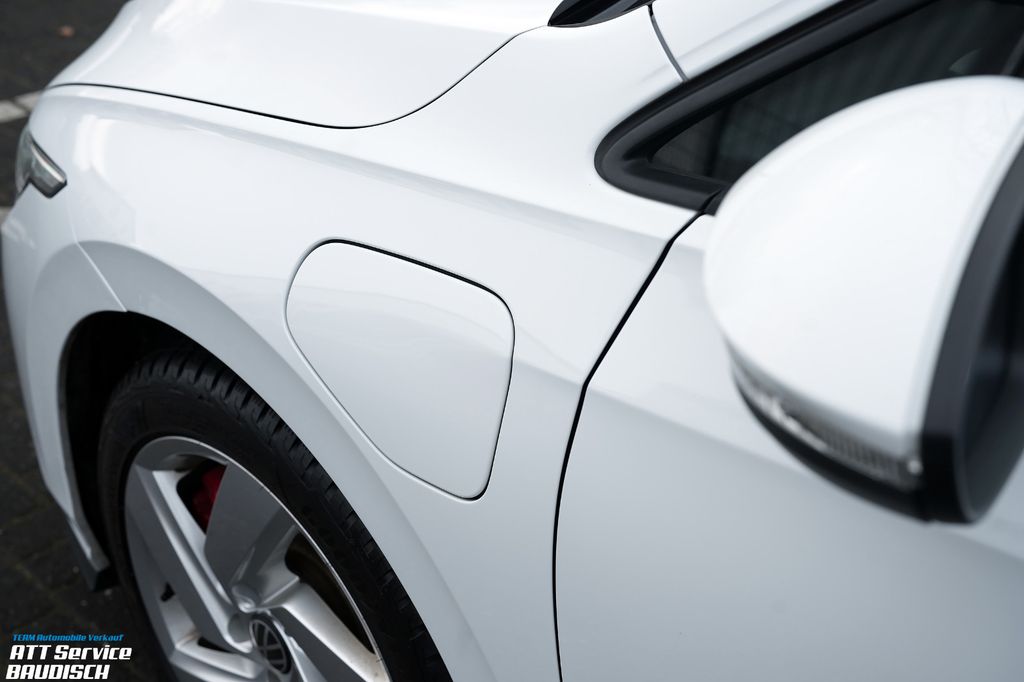 Volkswagen Golf 2021