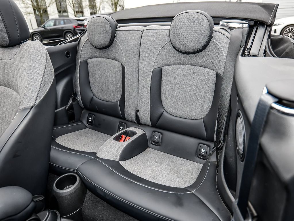 MINI Cooper Cabrio 2022