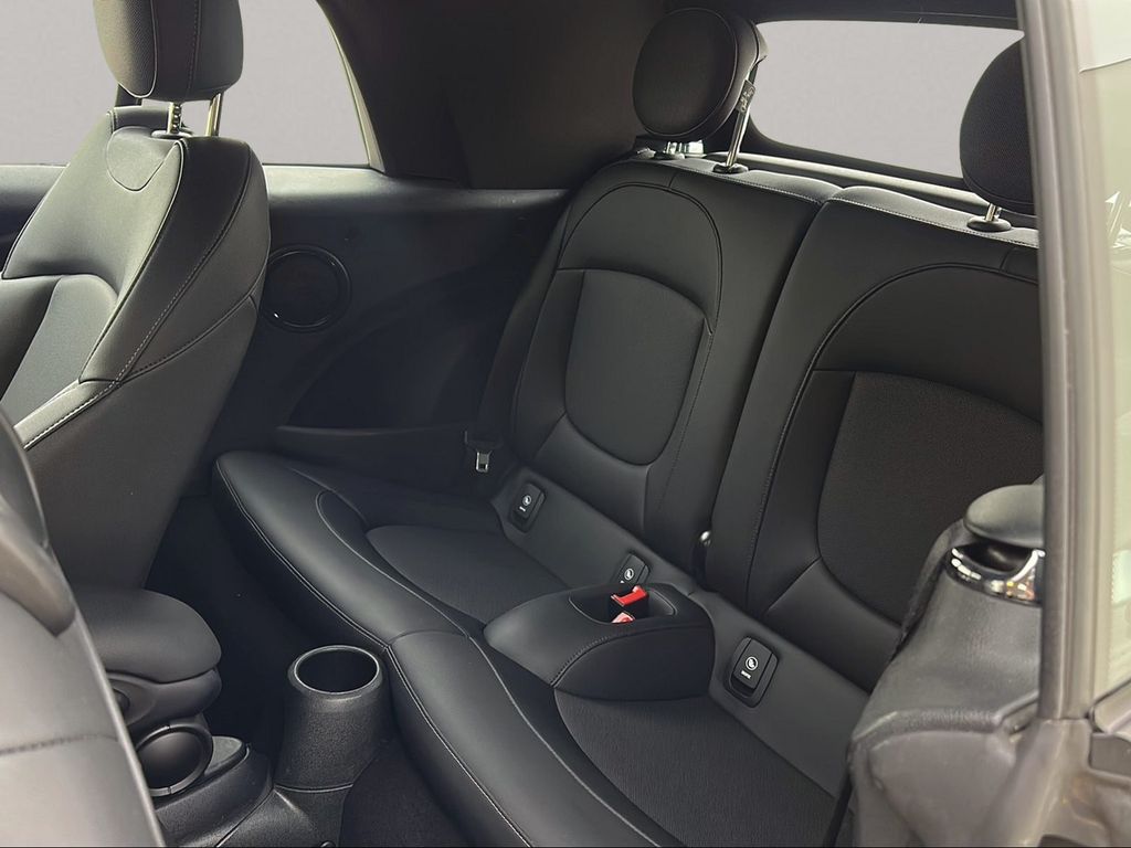 MINI Cooper Cabrio 2022