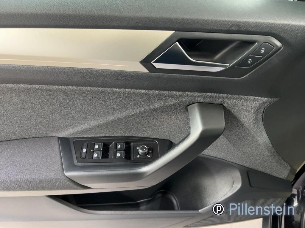 Volkswagen T-Roc 2024