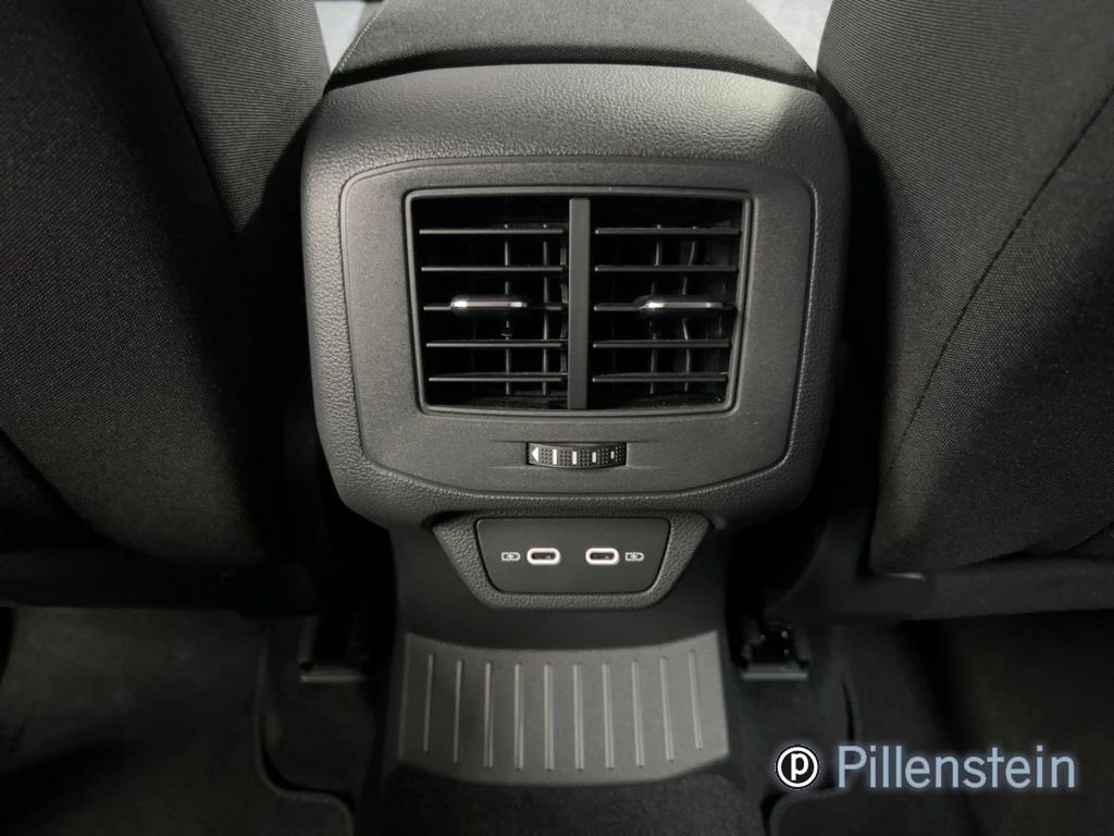 Volkswagen T-Roc 2024