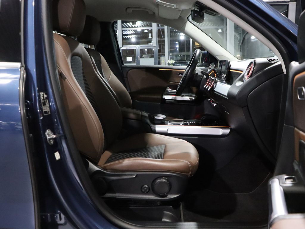 Mercedes-Benz GLB 200 2022