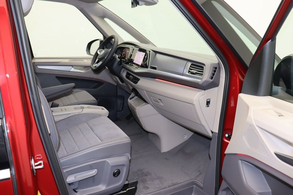 Volkswagen T7 Multivan 2025