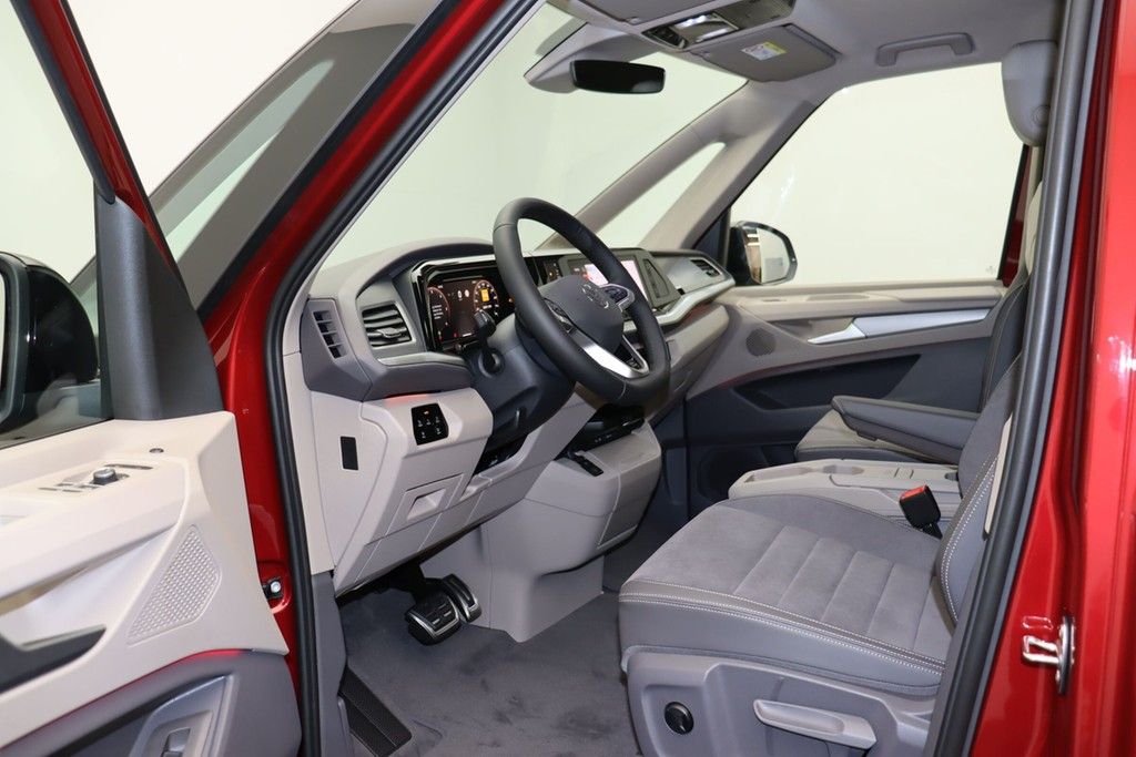 Volkswagen T7 Multivan 2025