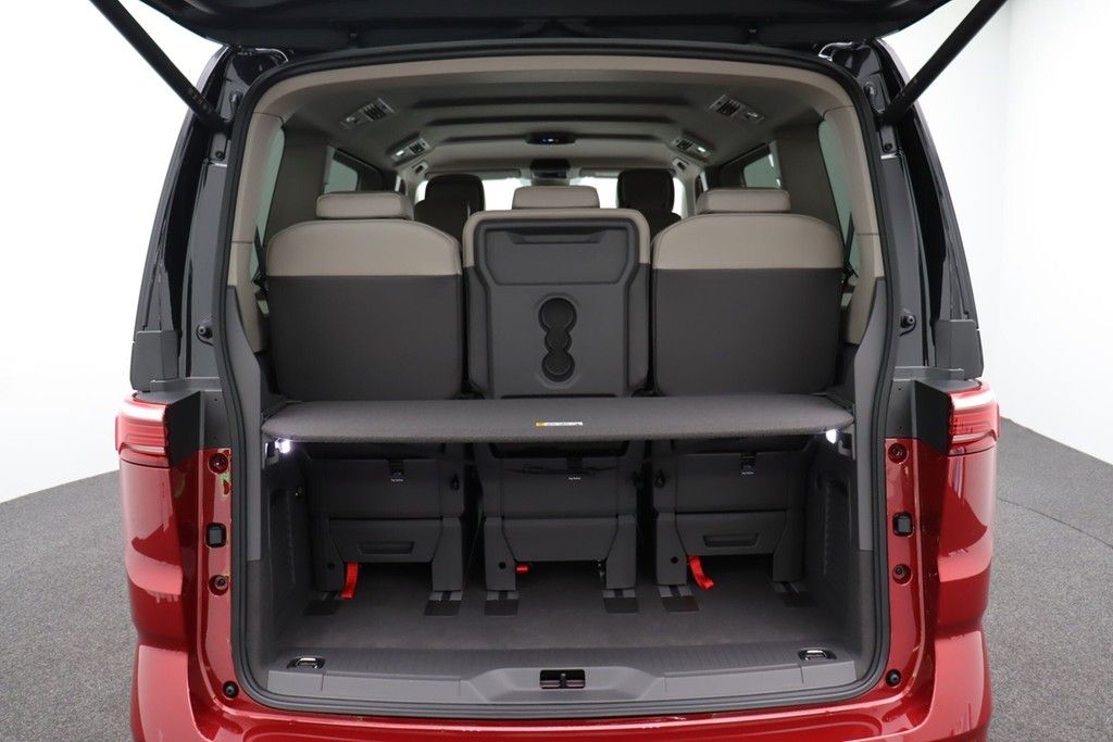 Volkswagen T7 Multivan 2025