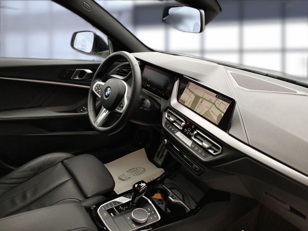 BMW 218 Gran Coupé 2024