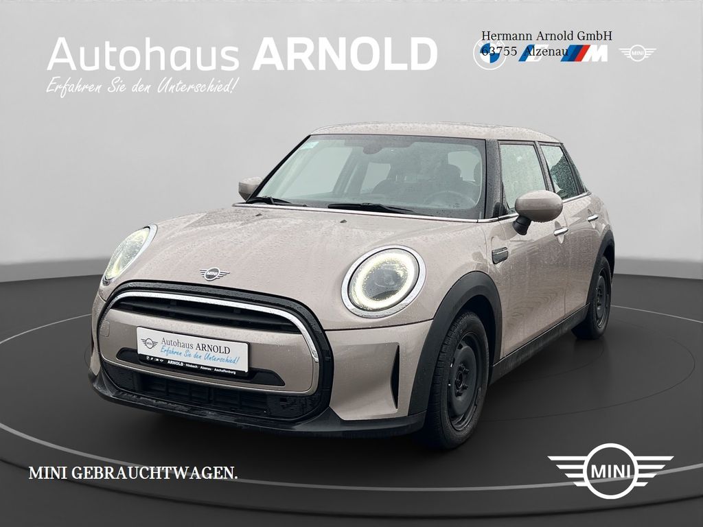 MINI ONE 2022