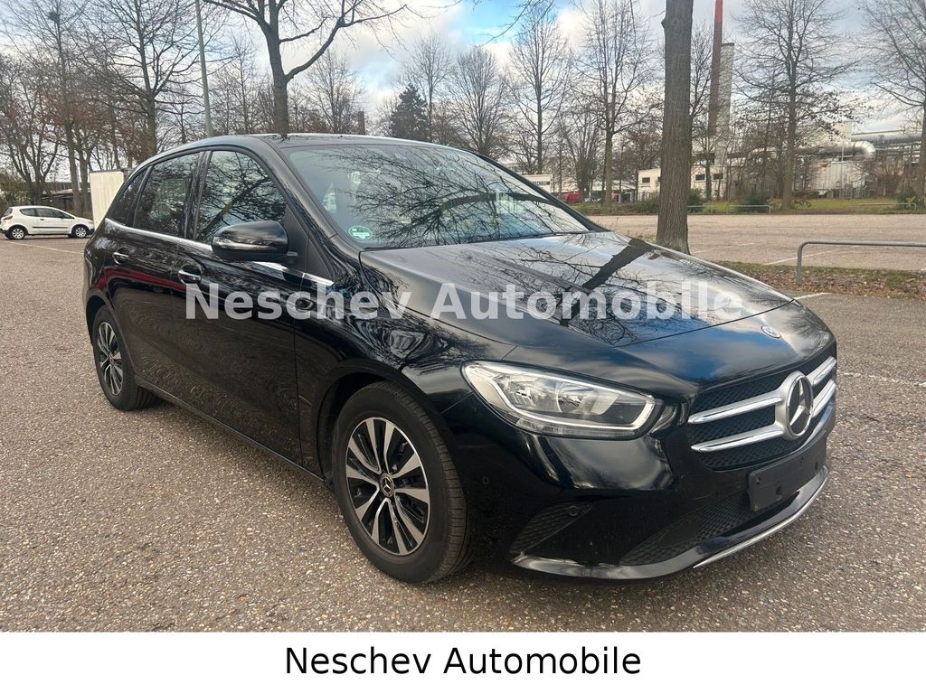 Mercedes-Benz B 180 2022