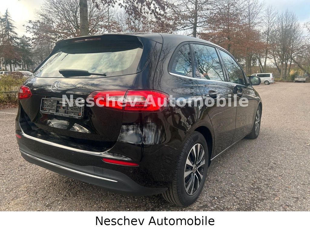Mercedes-Benz B 180 2022