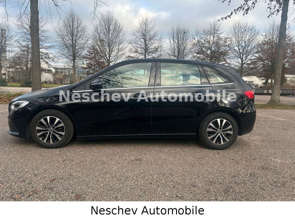 Mercedes-Benz B 180 2022
