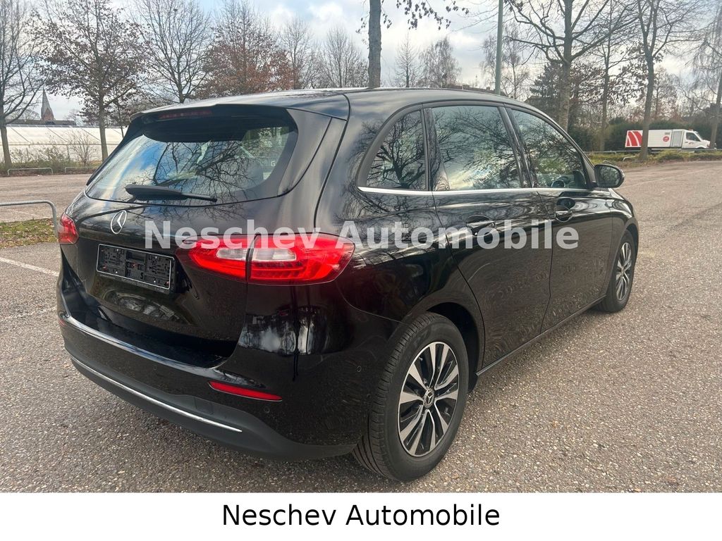 Mercedes-Benz B 180 2022