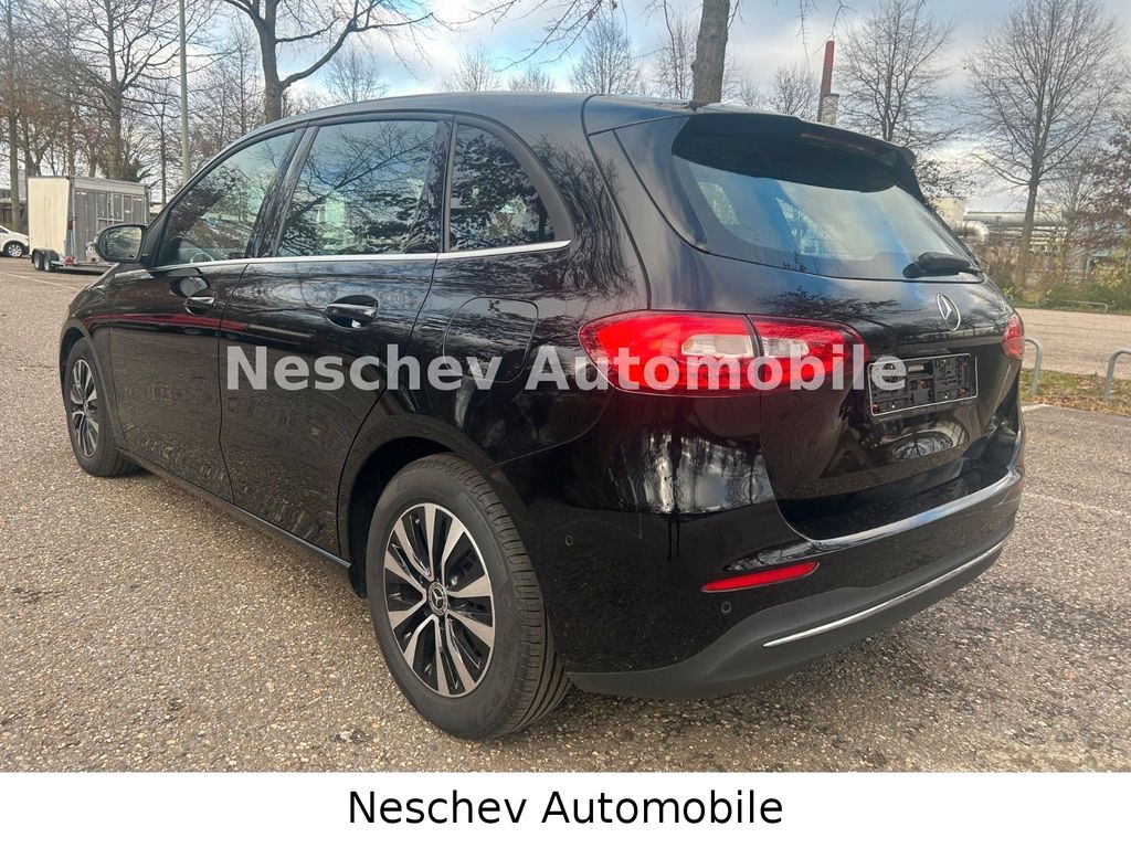 Mercedes-Benz B 180 2022