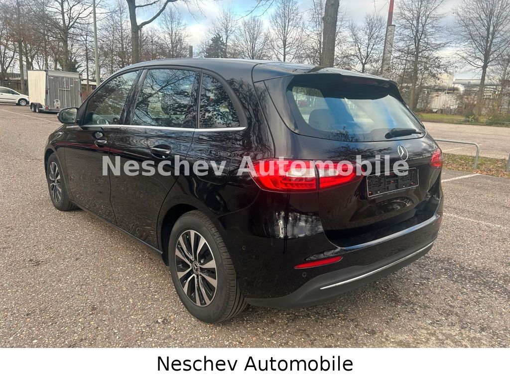 Mercedes-Benz B 180 2022