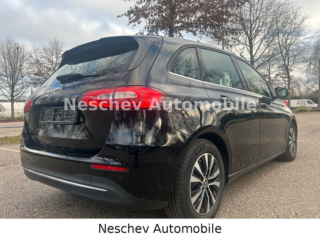 Mercedes-Benz B 180 2022