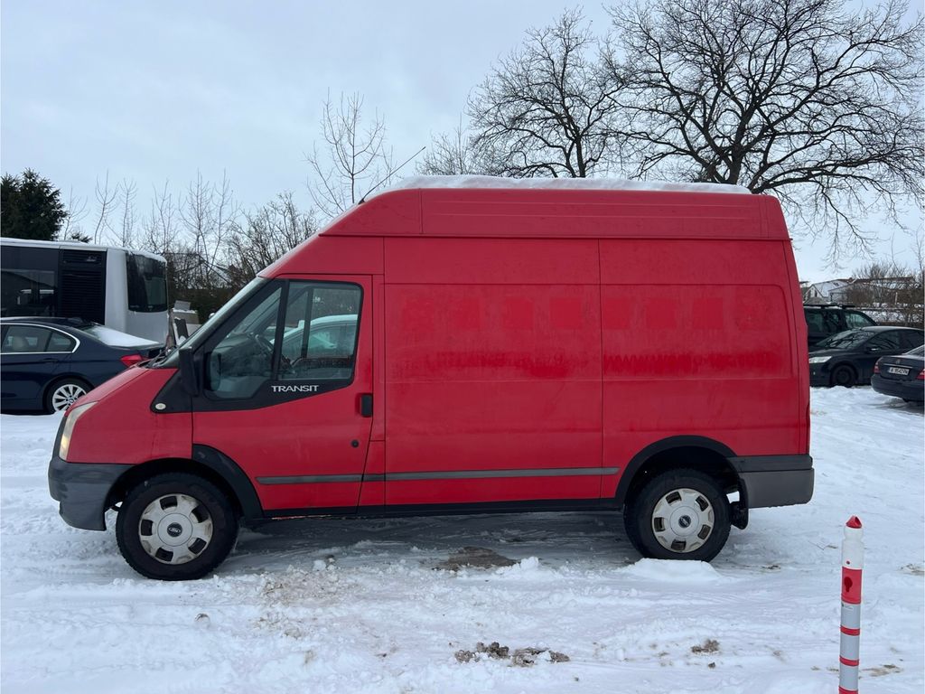 Ford Transit 2012