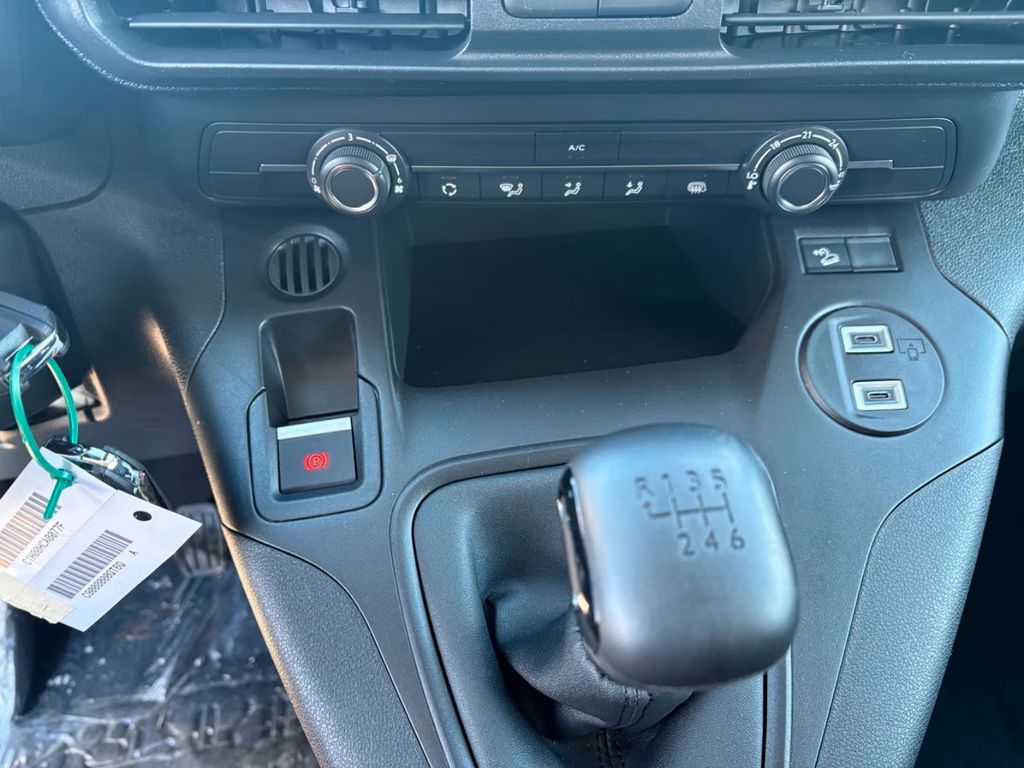 Opel Combo 2025