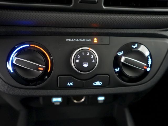 Hyundai i10 2025