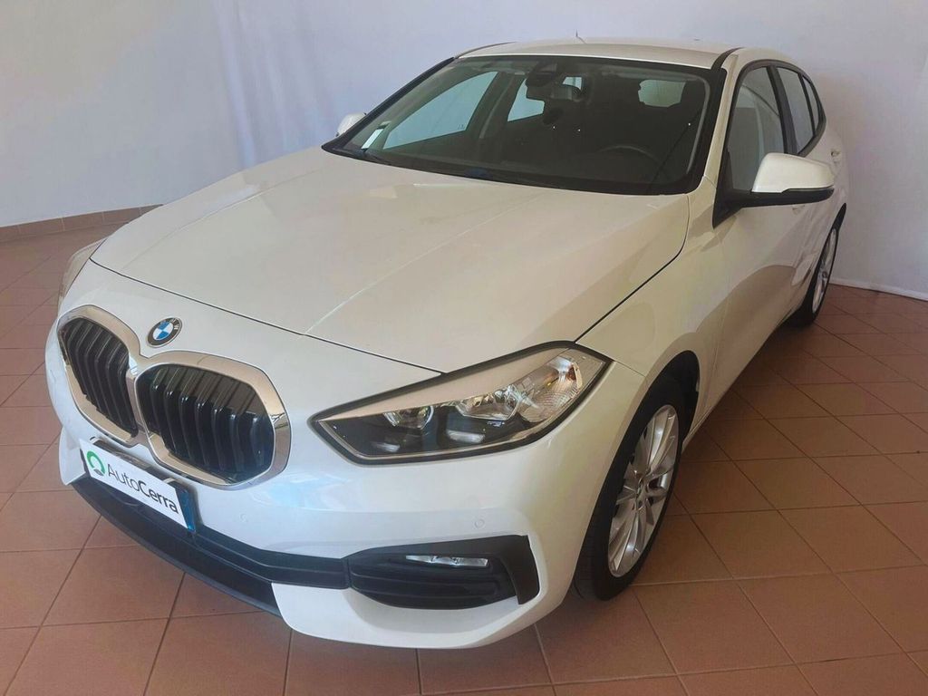 BMW 118 2021