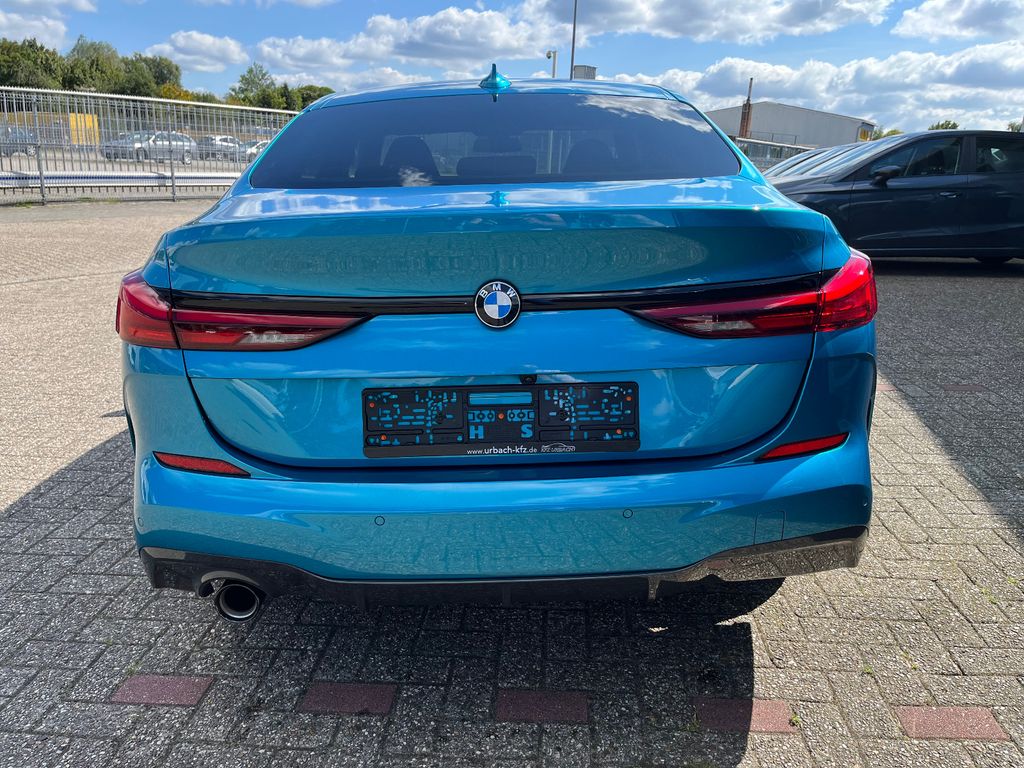 BMW 218 2024