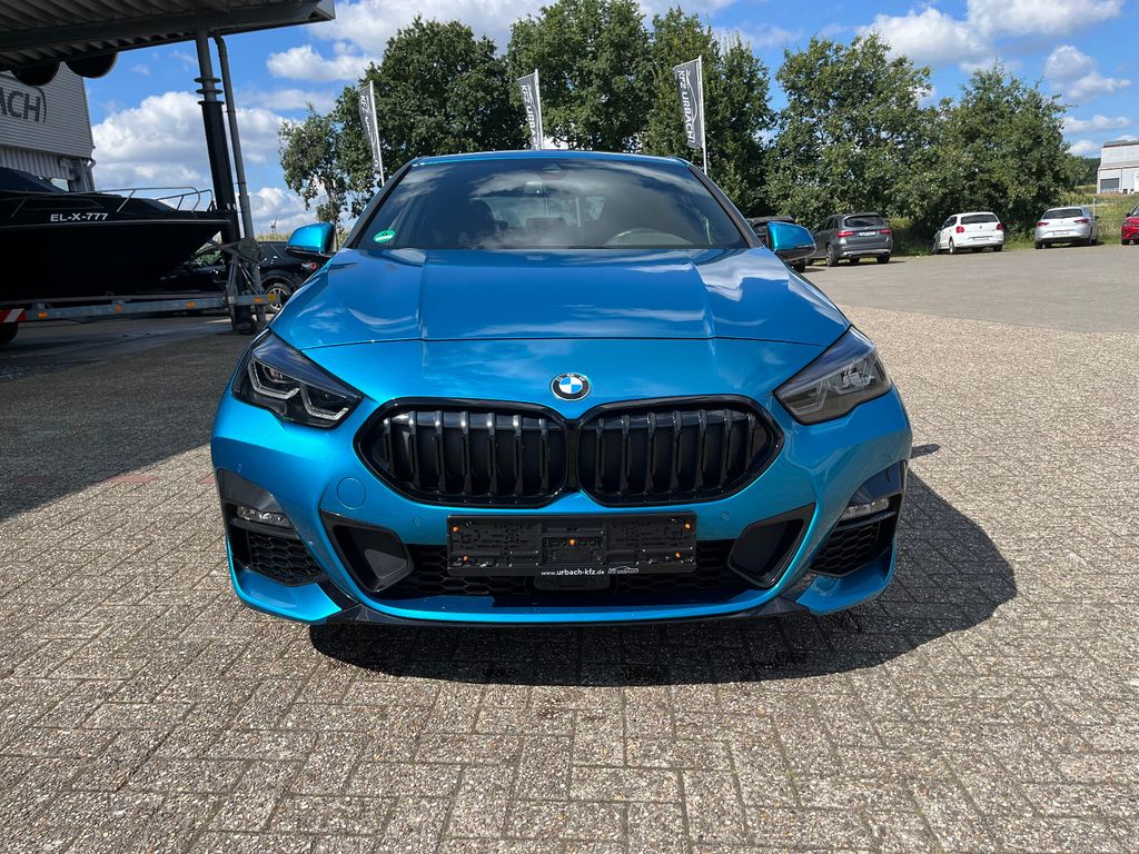 BMW 218 2024