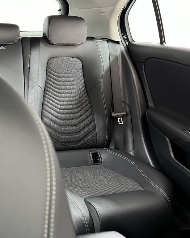 Mercedes-Benz A 180 2021