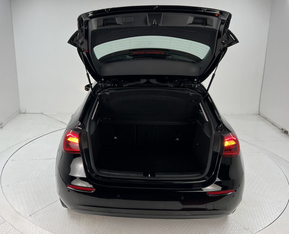 Mercedes-Benz A 180 2021