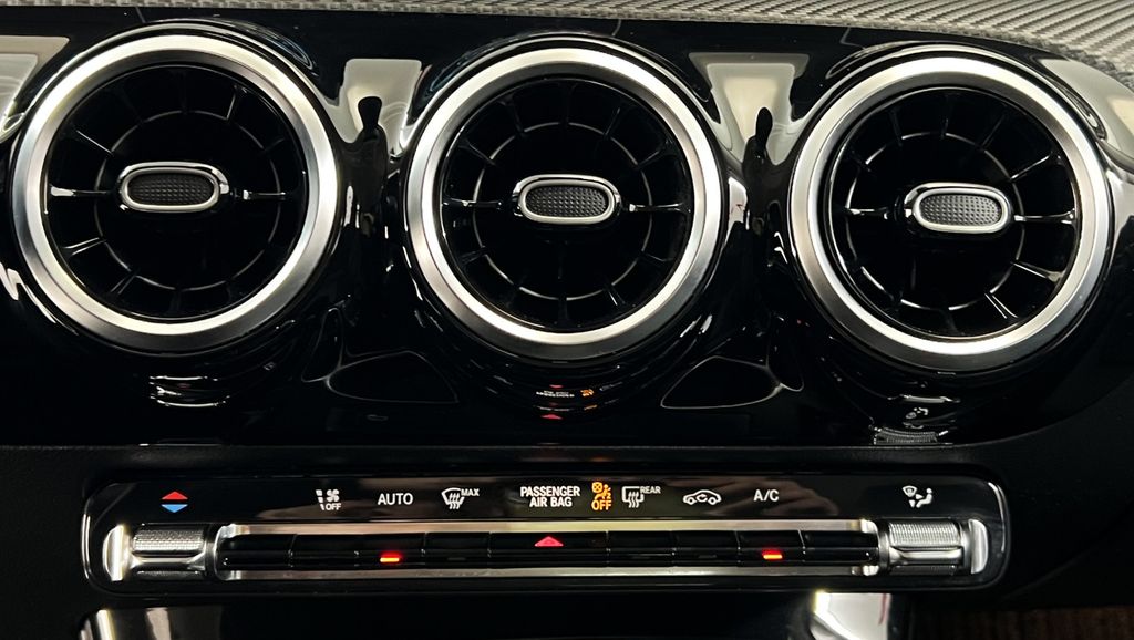 Mercedes-Benz A 180 2021