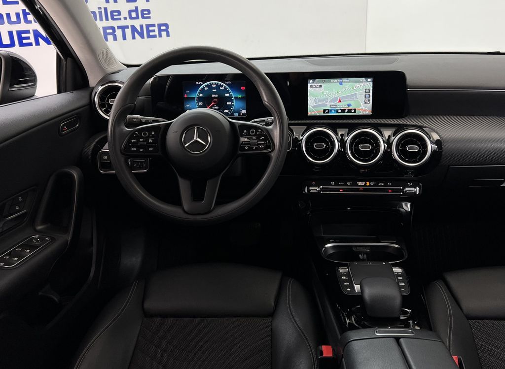 Mercedes-Benz A 180 2021