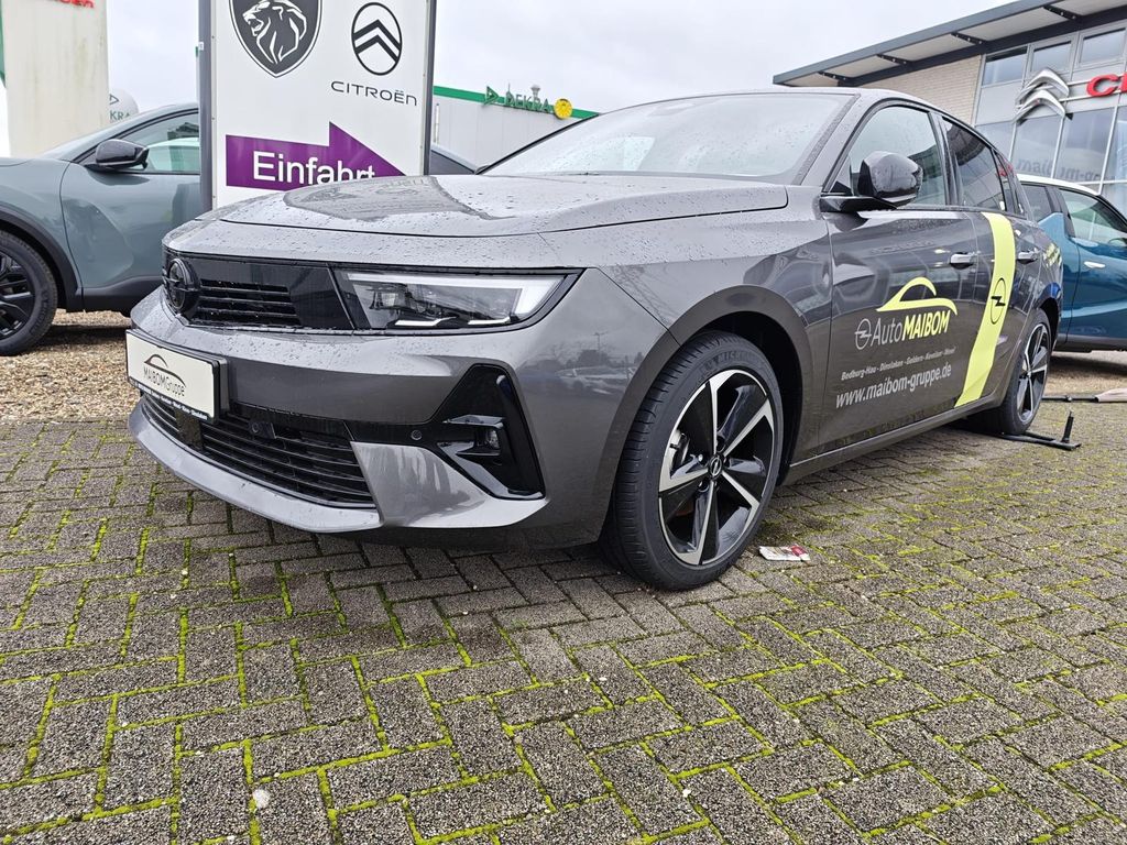 Opel Astra 2024