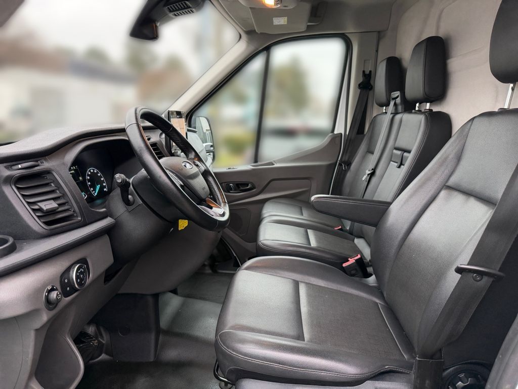 Ford Transit 2021