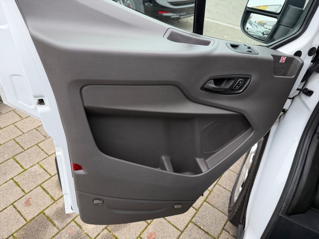 Ford Transit 2021