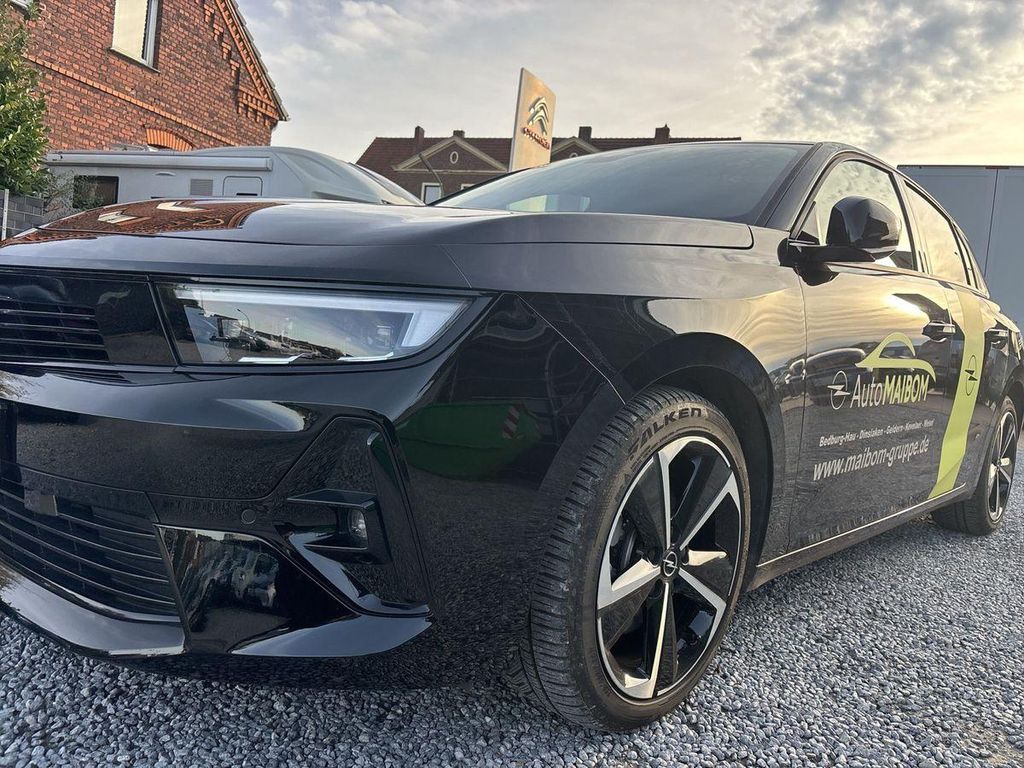 Opel Astra 2024