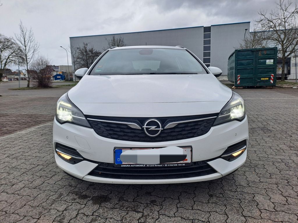 Opel Astra 2021