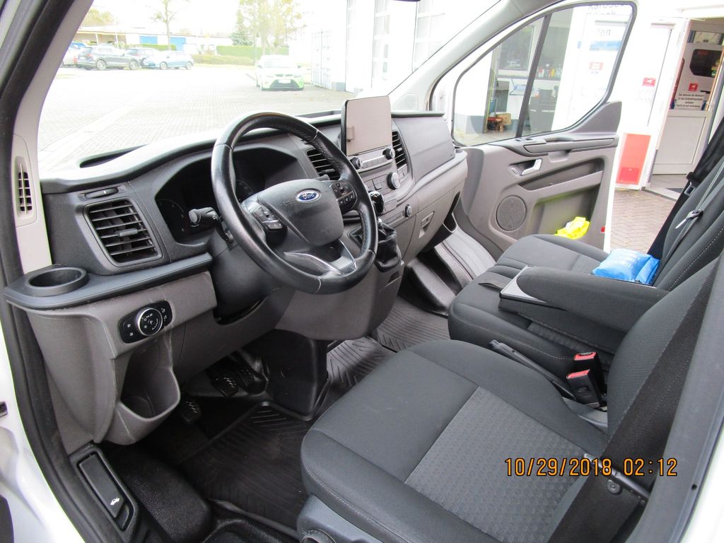 Ford Tourneo Custom 2020