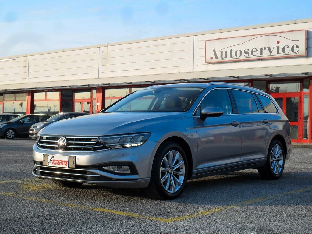 Volkswagen Passat 2021