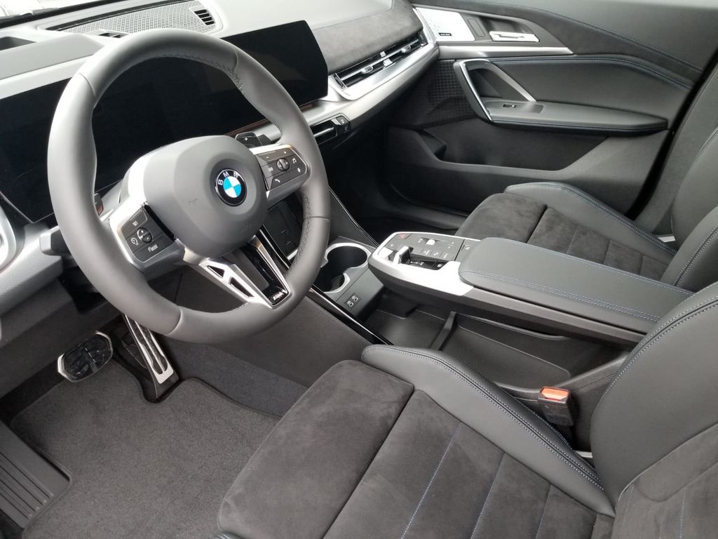 BMW X2 2025