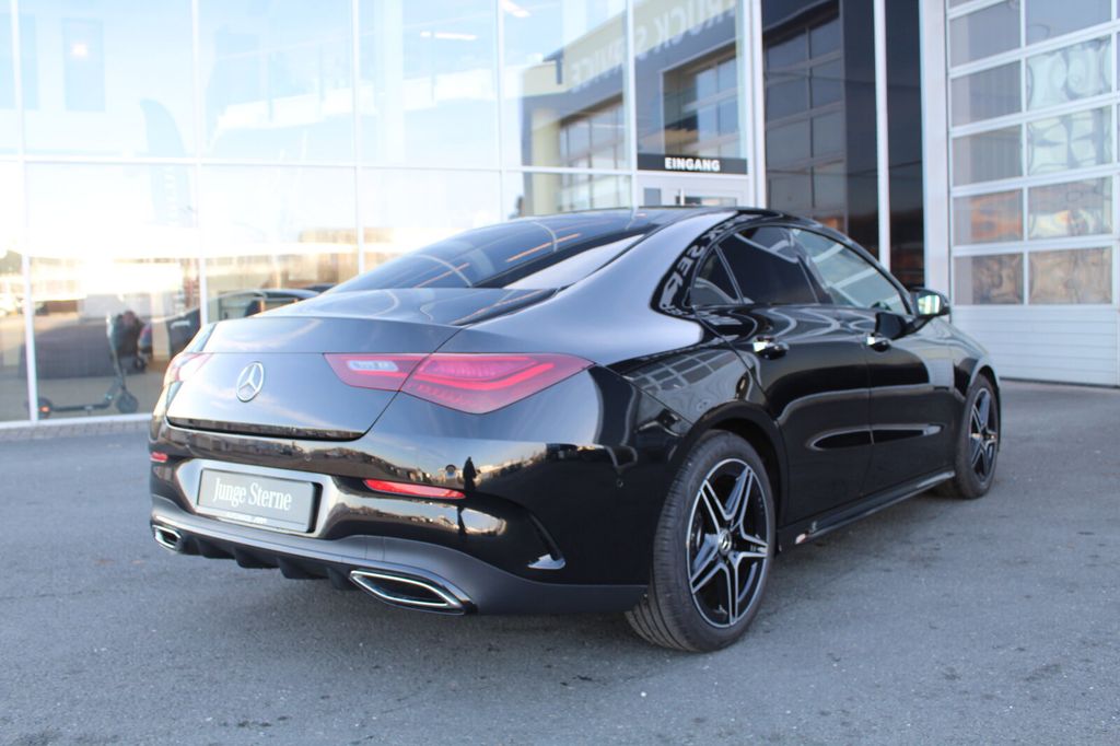 Mercedes-Benz CLA 180 2024