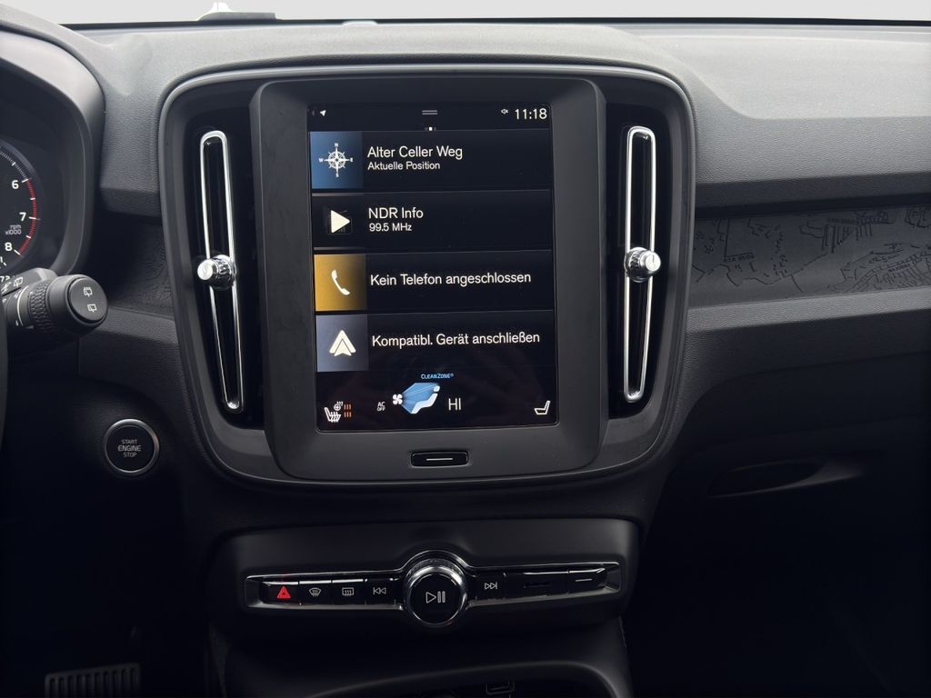 Volvo XC40 2023