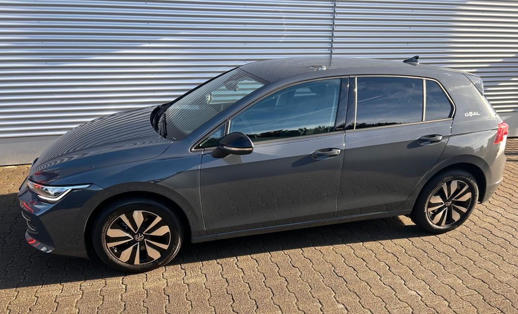 Volkswagen Golf 2025