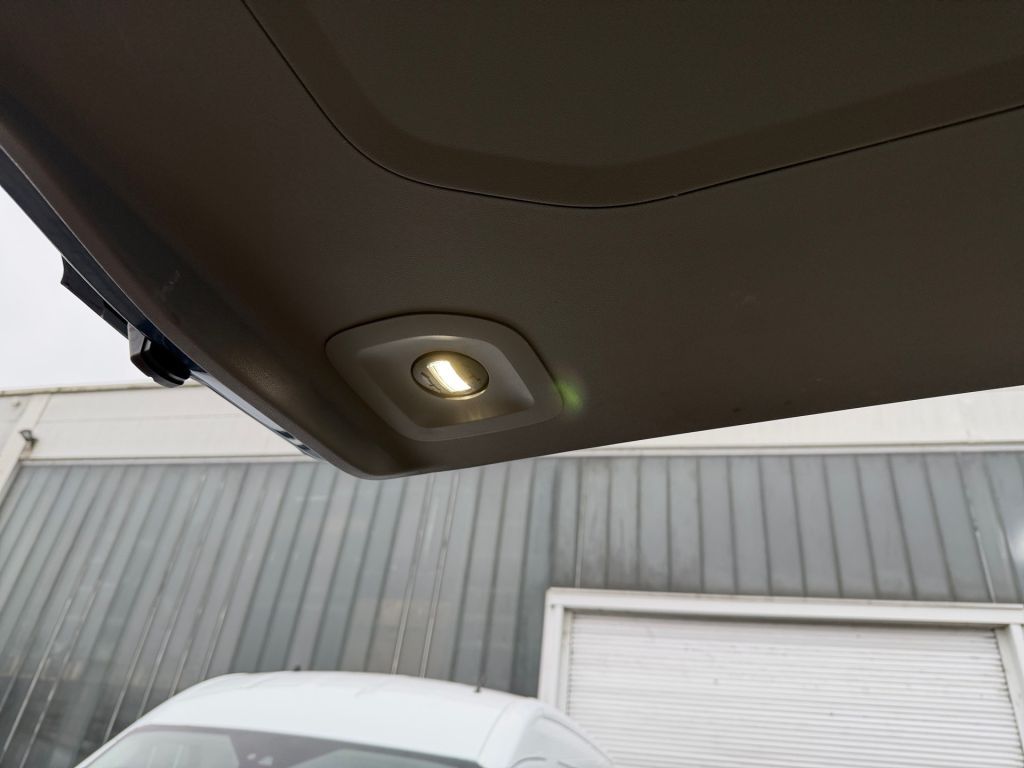 Ford Tourneo Custom 2025