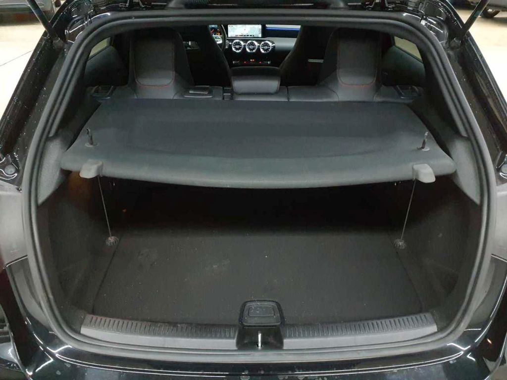 Mercedes-Benz A 200 2022