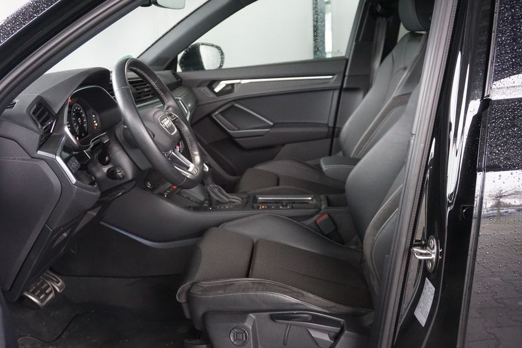 Audi Q3 2021
