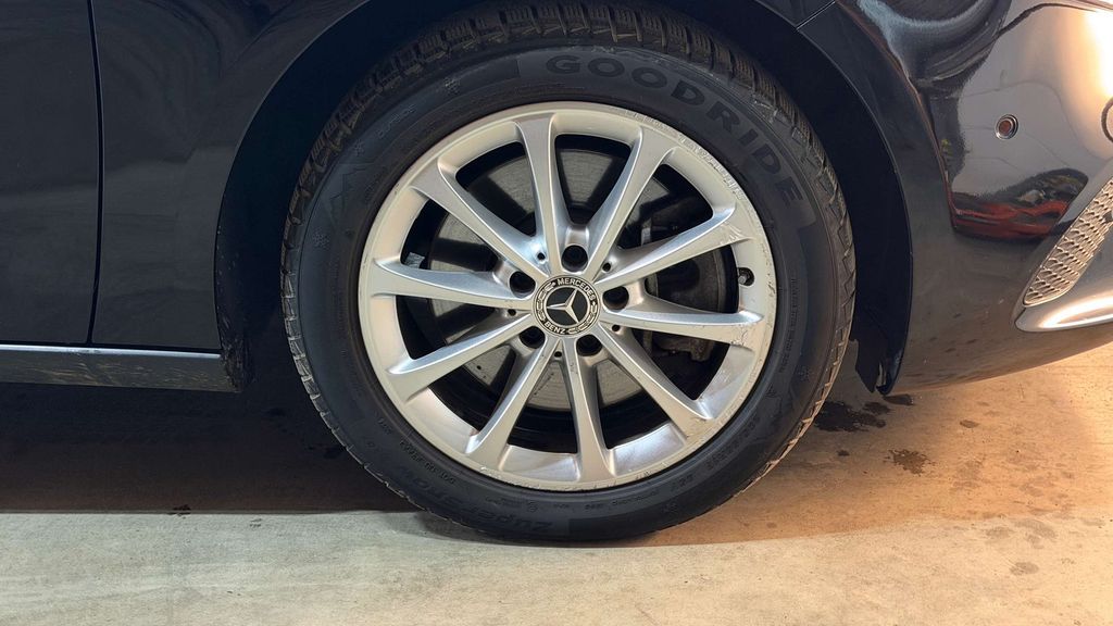 Mercedes-Benz A 250 2022