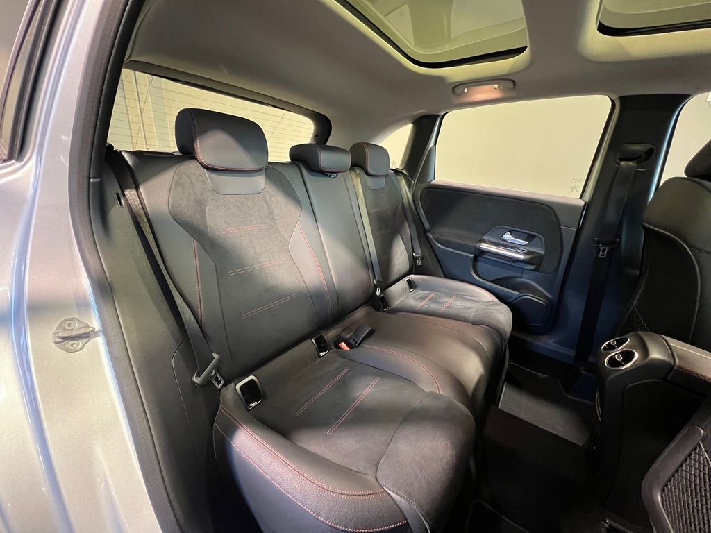 Mercedes-Benz B 250 2021