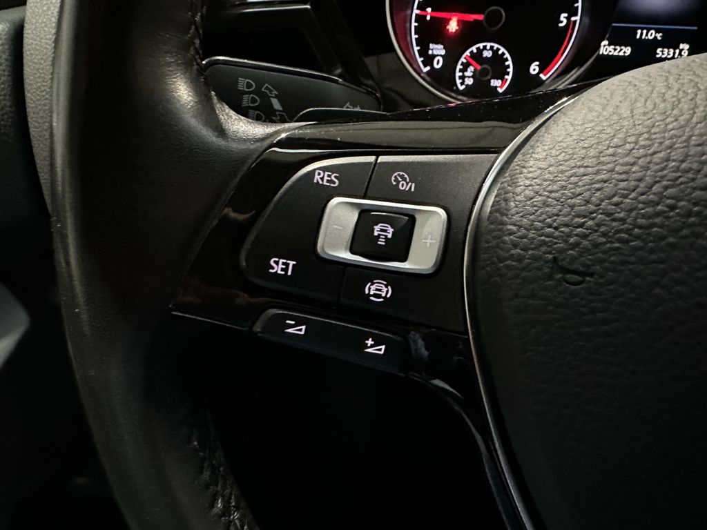 Volkswagen Touran 2021