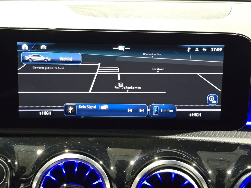 Mercedes-Benz CLA 200 2023